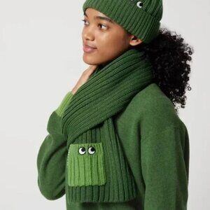 Uniqlo x Anya Hindmarch Heattech Scarf - Green